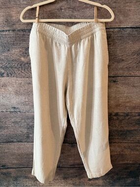 Women’s elastic waist crop pants
